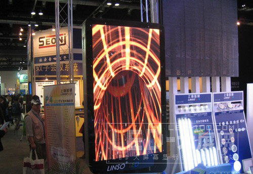 Infocomm2011:{TLED(yng)÷